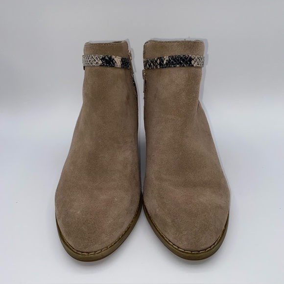 Vionic Upton Tan Suede Zip Ankle Boots Sz 8.5 Snakeskin Buckle Strap 3” Heel - Picture 2 of 11